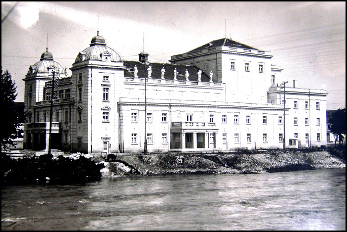 narodno_pozoriste_u_skoplju